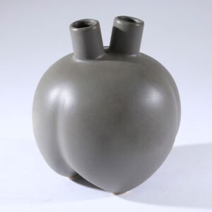 וואזה קרמיקה בגודל 18X18X20 בצבע אפור מט