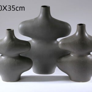 וואזה קרמיקה בגודל 29X10X35 בצבע אפור מט